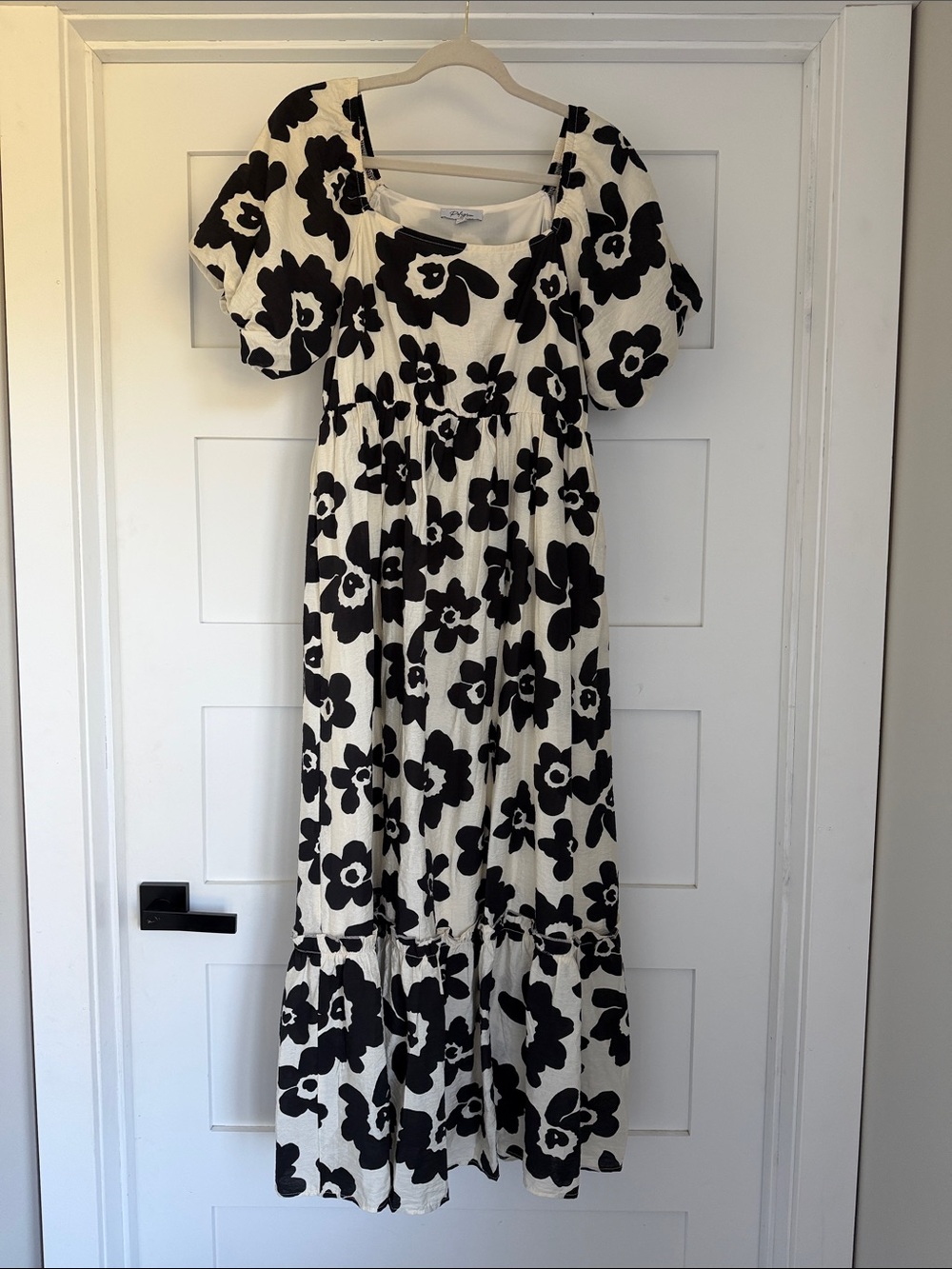 Polagram The Hot Topic Square Neck Floral Dress Women’s Large Black & White Maxi